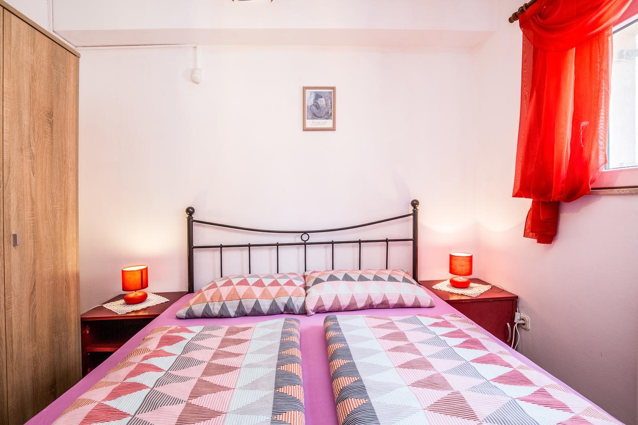 Apartment Carolina Лижнян Экстерьер фото
